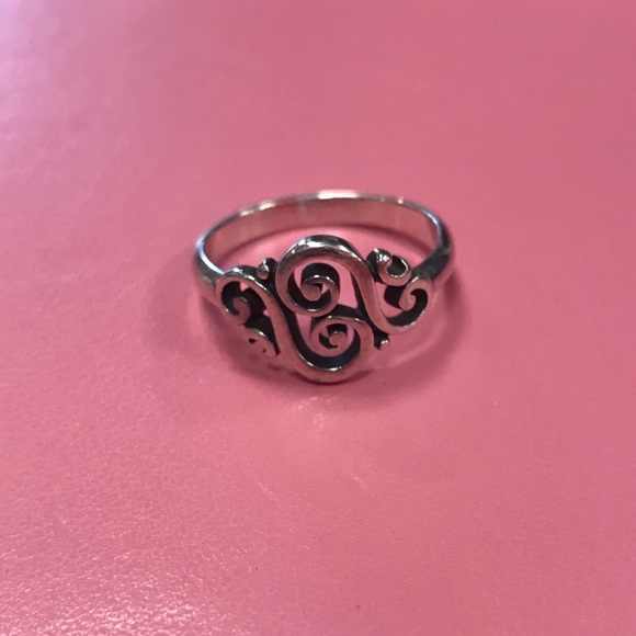 James Avery Jewelry - James Avery ring Spanish swirl size 8
